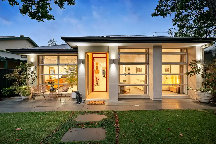 61 Eighth Avenue, St Peters SA 5069