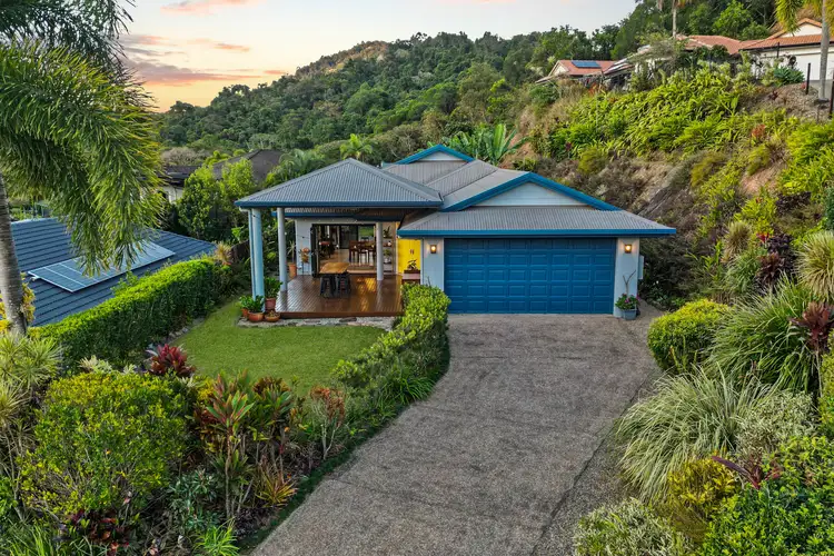 12 Playford Close, Brinsmead QLD 4870