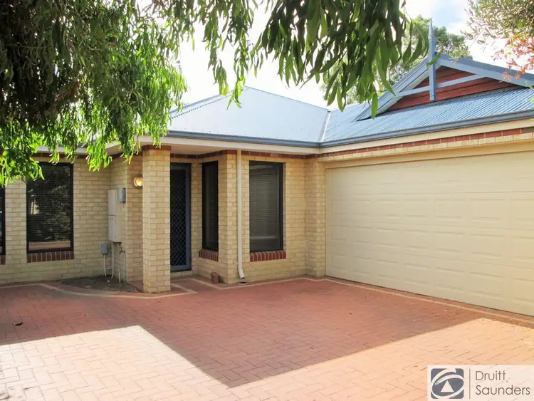 204B Grand Promenade, Doubleview WA 6018