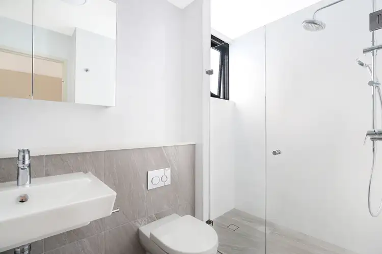 Fourth view of Homely unit listing, 201/556 President Avenue, Sutherland NSW 2232