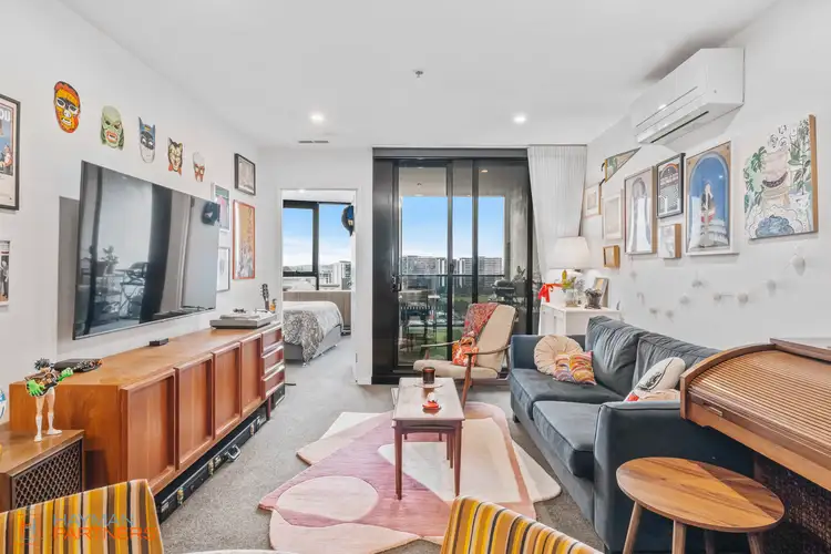824/15 Bowes Street
