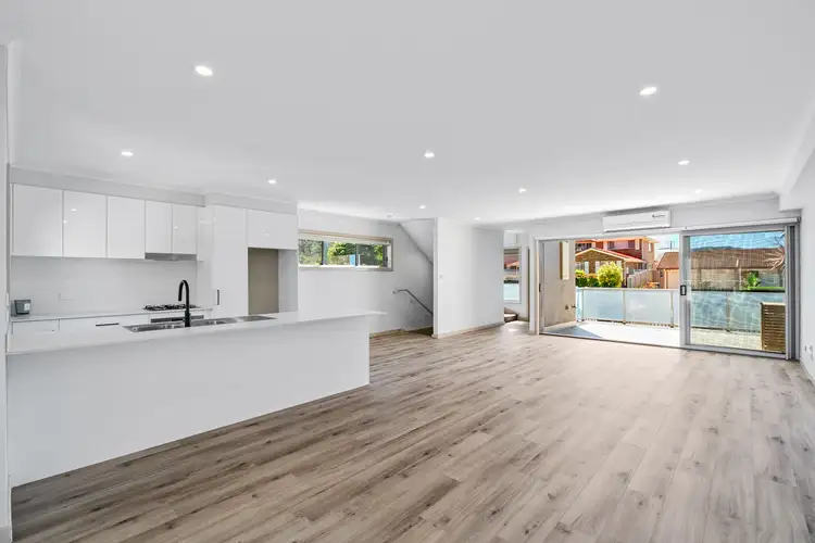 Third view of Homely townhouse listing, 1/261-263 Farmborough Road, Farmborough Heights NSW 2526