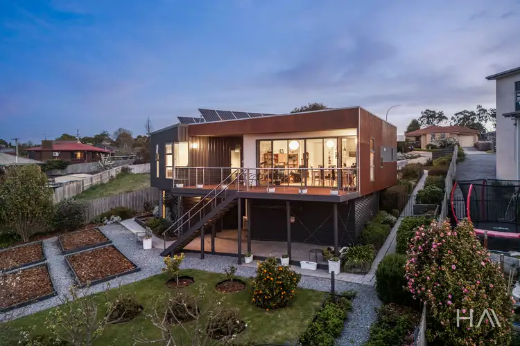 9 Peacock Place, Legana TAS 7277