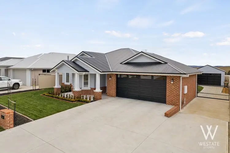 21 Connolly Drive, Kelso NSW 2795