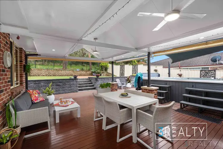 51 Silky Oak Drive, Caves Beach NSW 2281