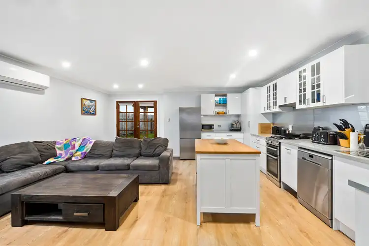 13 Cherry Tree Close