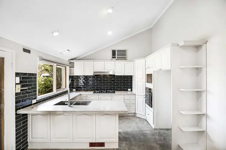 Fourth view of Homely house listing, 10 Milton Parade, Bundoora VIC 3083