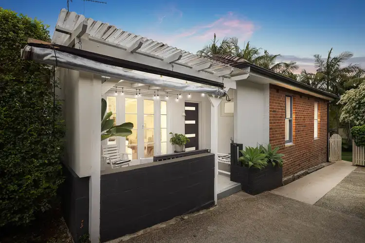 24 Frenchs Forest Road, Seaforth NSW 2092