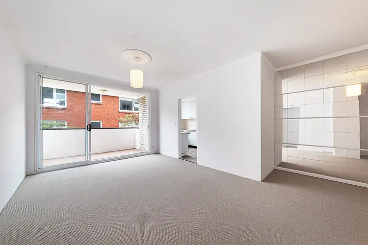 8/157-169 Blair Street