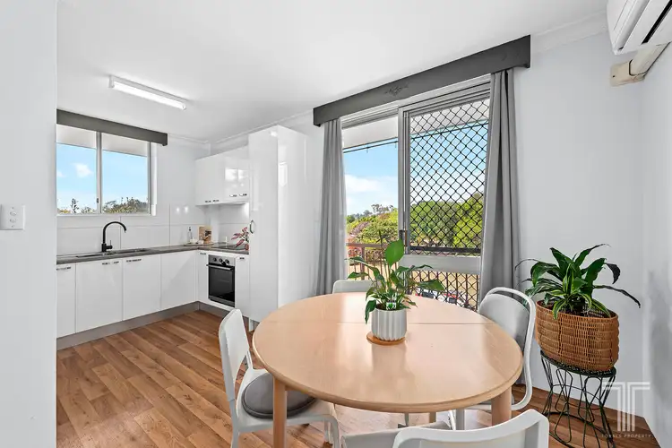 Fourth view of Homely unit listing, 4/99 Earl Street, Greenslopes QLD 4120