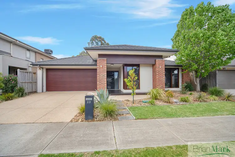 23 Toddington Avenue