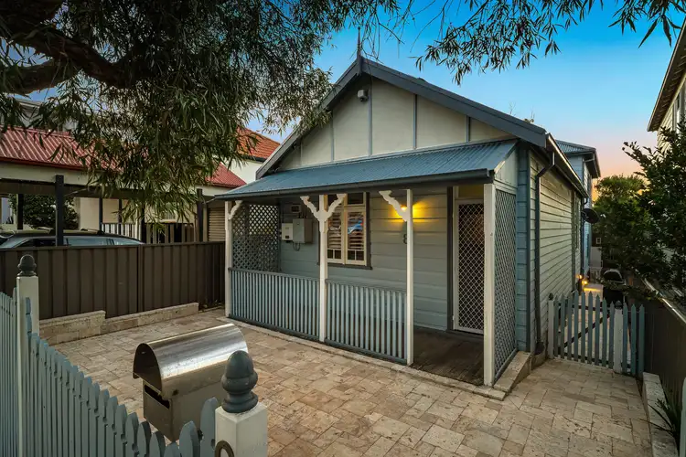 8 Henry Street, Carlton NSW 2218