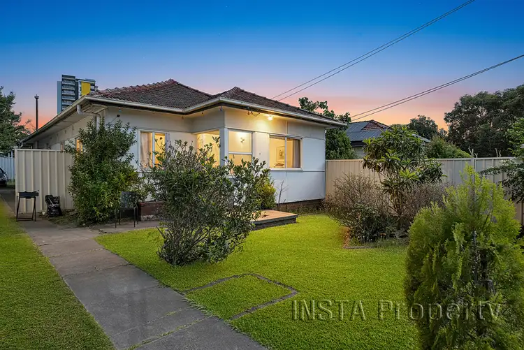 30 McGirr Parade, Warwick Farm NSW 2170