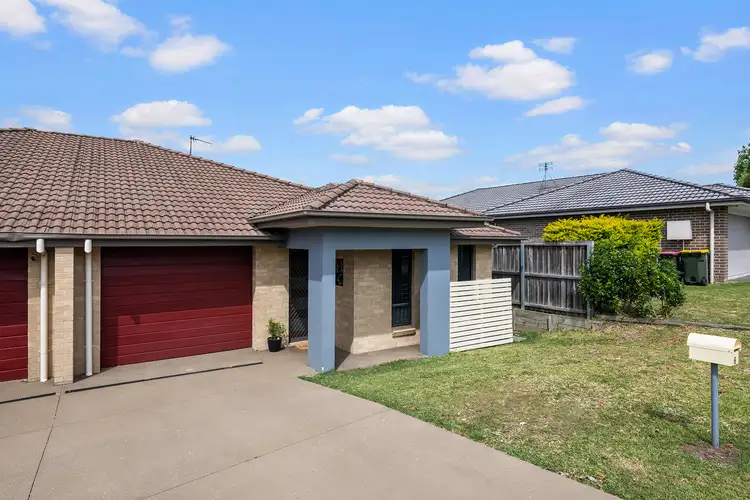 6 Songlark Place, Aberglasslyn NSW 2320