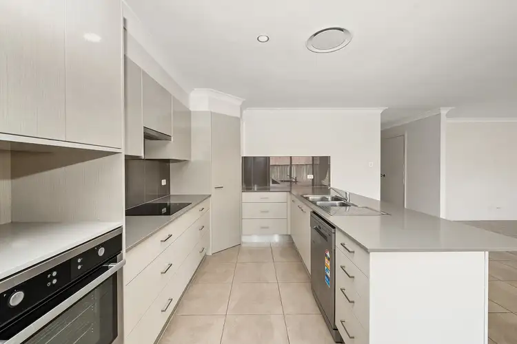 Third view of Homely house listing, 6 Songlark Place, Aberglasslyn NSW 2320