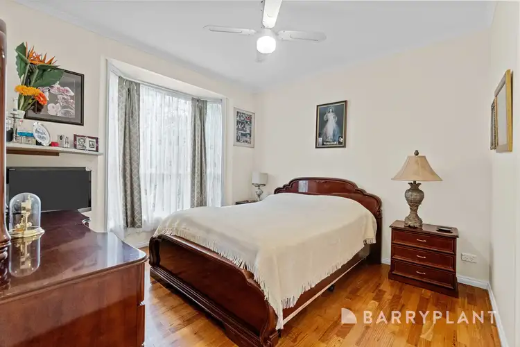 Sixth view of Homely house listing, 4 Elissa Way, St Albans VIC 3021