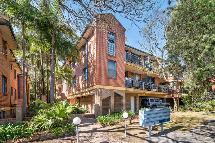 13/8-18 Shaftesbury Street, Carlton NSW 2218