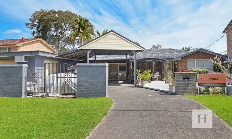 72 Cams Boulevard, Summerland Point NSW 2259