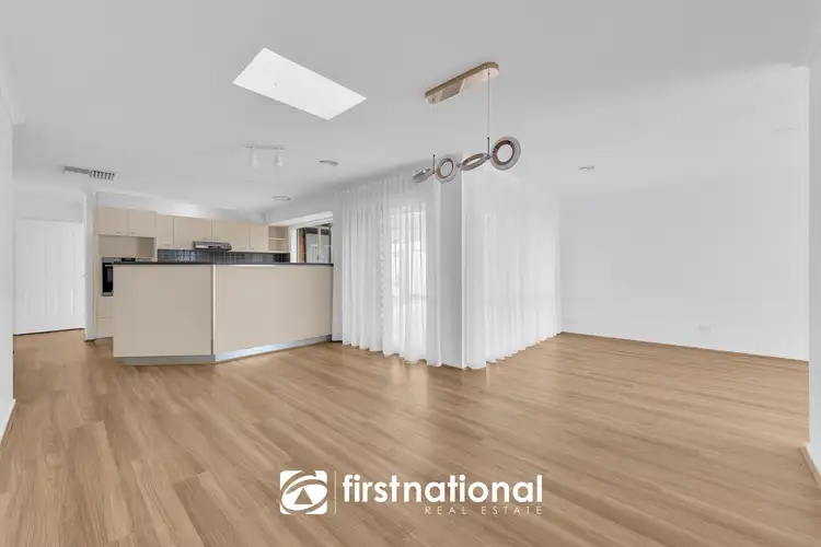 Fifth view of Homely house listing, 1 Preston Avenue, Endeavour Hills VIC 3802