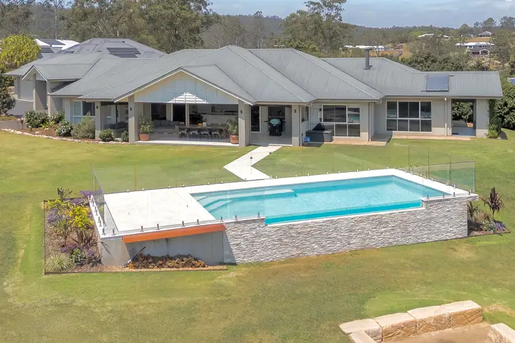 2 Vaucluse Court, Samford Valley QLD 4520