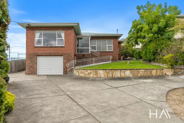 33 Creek Road, Lenah Valley TAS 7008