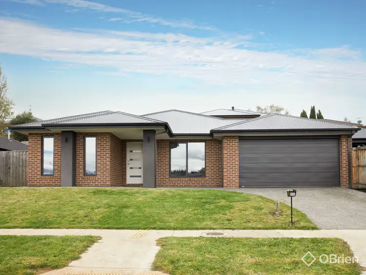 25 Wakeful Crescent, Drouin VIC 3818