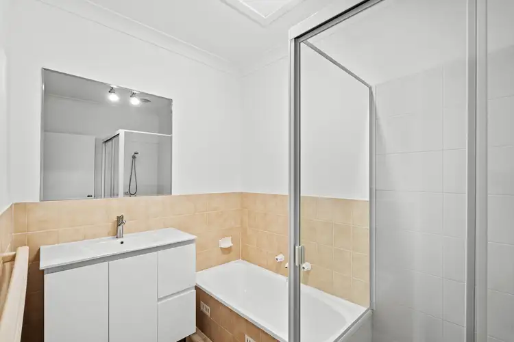 Fifth view of Homely villa listing, 11/162 Albany Street, Point Frederick NSW 2250