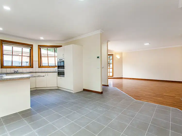 Fifth view of Homely unit listing, 2/315 Springvale Road, Forest Hill VIC 3131