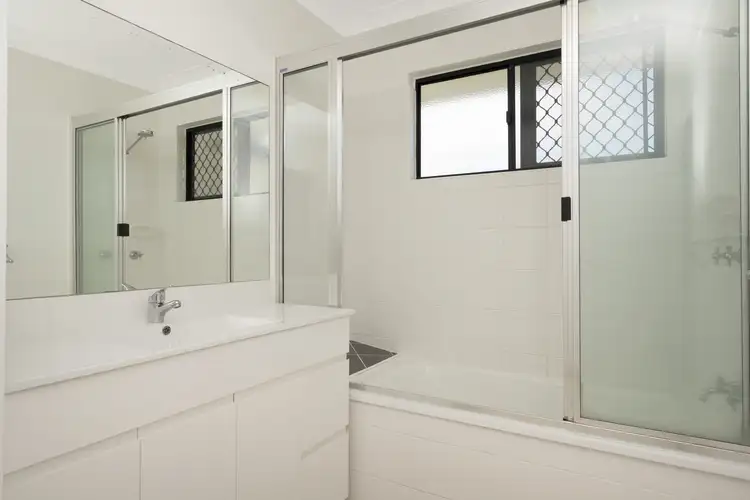 Fifth view of Homely house listing, 2 Eton Court, Burdell QLD 4818