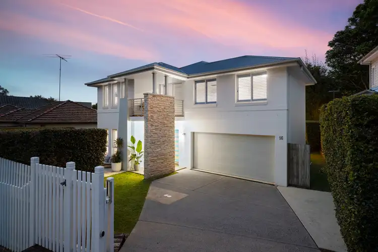 16 Rowe Street, Freshwater NSW 2096
