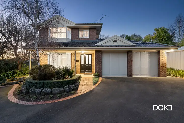 8 Roslyn Court, Kennington VIC 3550