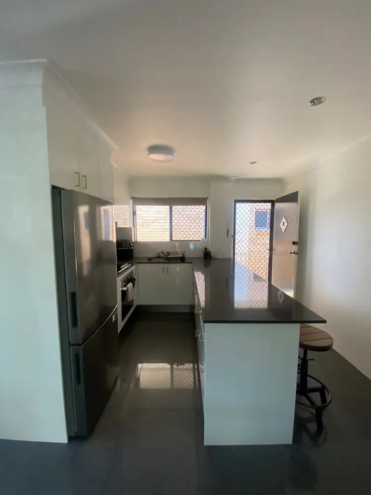 Fourth view of Homely unit listing, 4/20 Sigatoka Place, Clear Island Waters QLD 4226