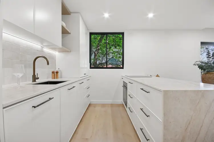 Fifth view of Homely apartment listing, 4/122 Raglan Street, Mosman NSW 2088