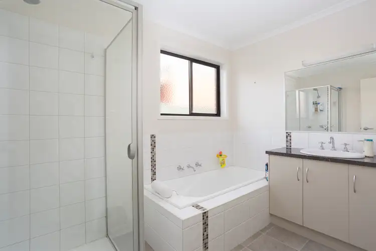 Sixth view of Homely house listing, 9 St George Park Drive, Kangaroo Flat VIC 3555