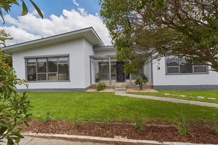 26 Derna Court, Golden Square VIC 3555