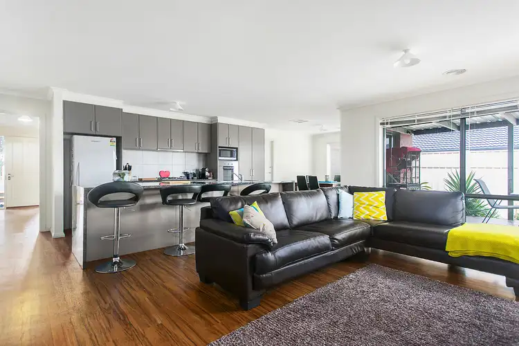 Second view of Homely house listing, 9 Jarren Court, Kangaroo Flat VIC 3555