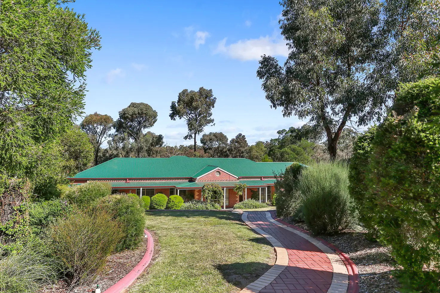 Main view of Homely house listing, 8 Gold Hill Court, Kangaroo Flat VIC 3555