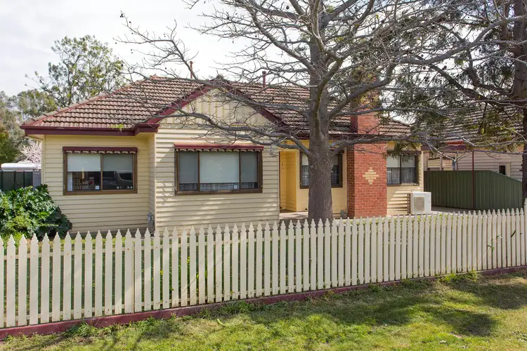 26 Carpenter Street, Kangaroo Flat VIC 3555