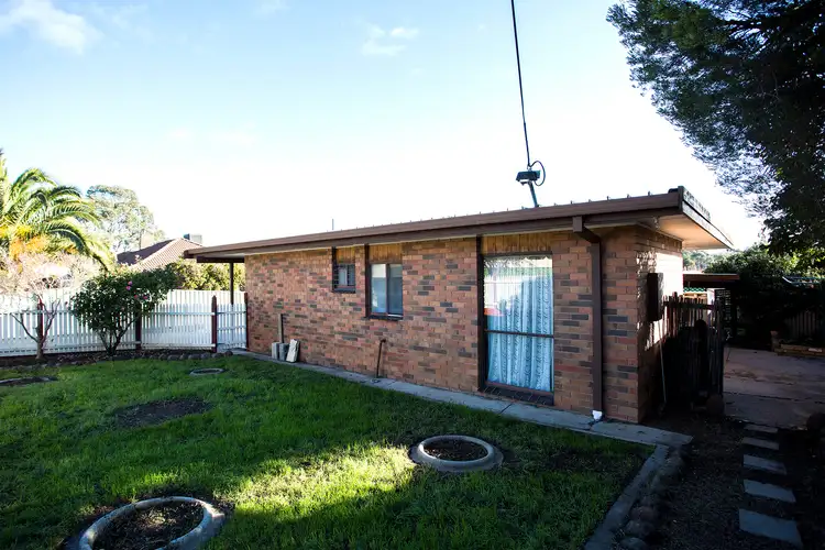 Sixth view of Homely unit listing, 1/40 Church Street, Kangaroo Flat VIC 3555