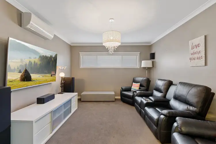 Fifth view of Homely house listing, 5 Cadell Court, Ascot VIC 3551
