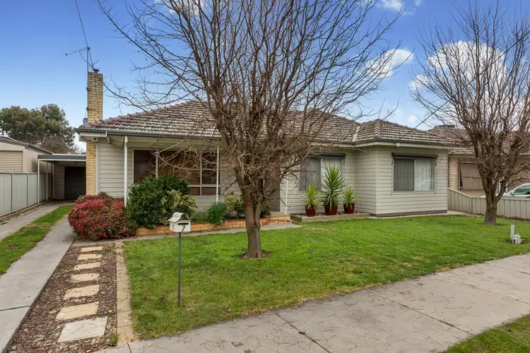 Second view of Homely house listing, 7 Fifth Avenue, White Hills VIC 3550