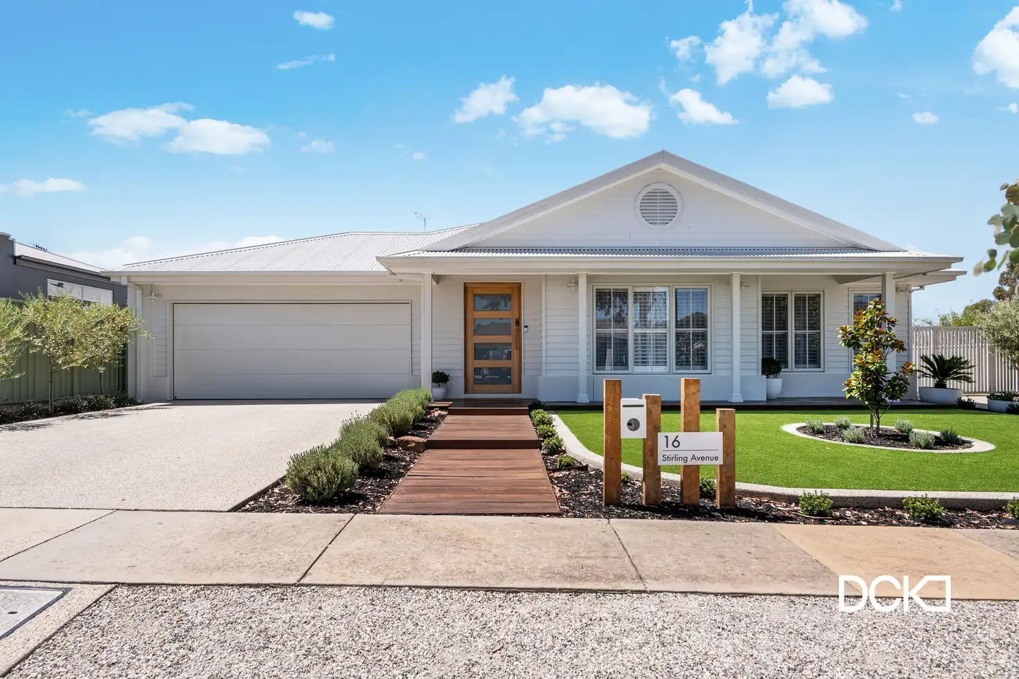 Main view of Homely house listing, 16 Stirling Avenue, Junortoun VIC 3551