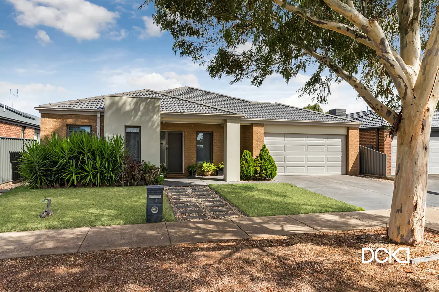 Main view of Homely house listing, 10 Bluebell Avenue, Epsom VIC 3551