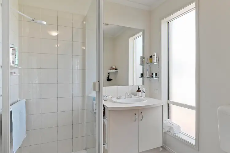 Fifth view of Homely house listing, 29 Warranwah Drive, Strathdale VIC 3550