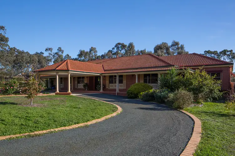 Main view of Homely house listing, 7 Kalinda Drive, Junortoun VIC 3551