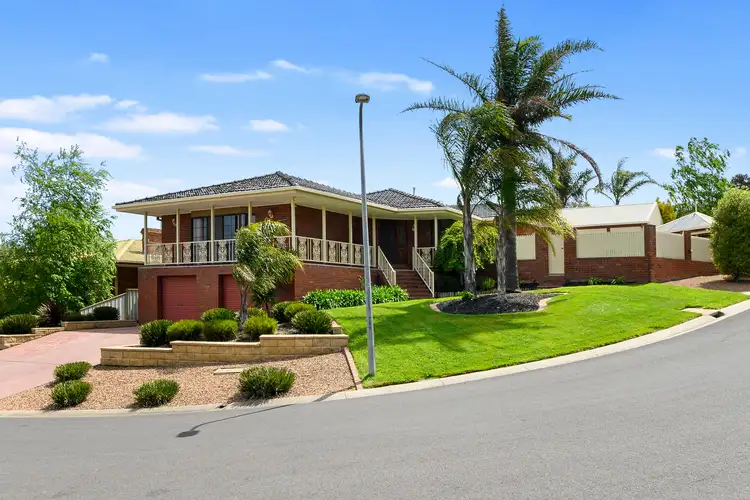 17 Magellan Crescent, Kangaroo Flat VIC 3555