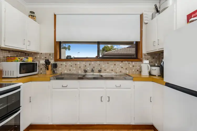 Fourth view of Homely unit listing, 1/146 St Aidans Road, Kennington VIC 3550