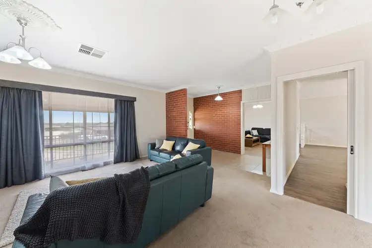 Second view of Homely house listing, 5 David Court, Kennington VIC 3550