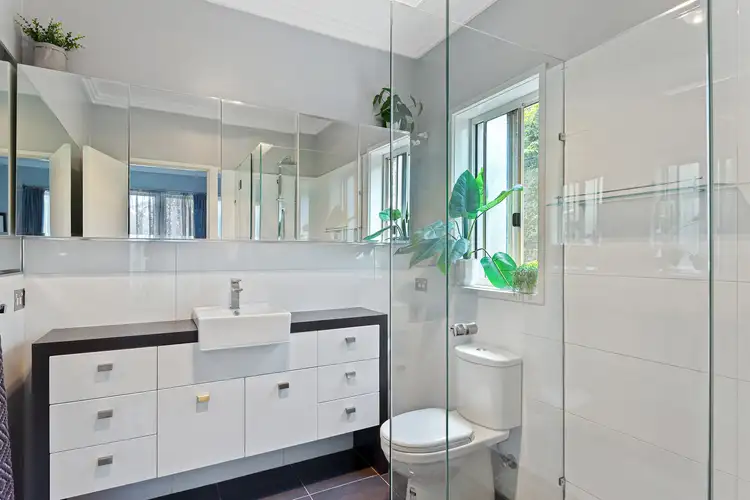 Fourth view of Homely house listing, 9 Parkside Boulevard, Strathdale VIC 3550
