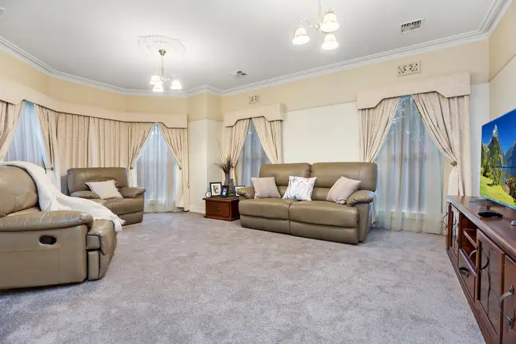 Fourth view of Homely house listing, 27 Isabella Grove, Strathdale VIC 3550